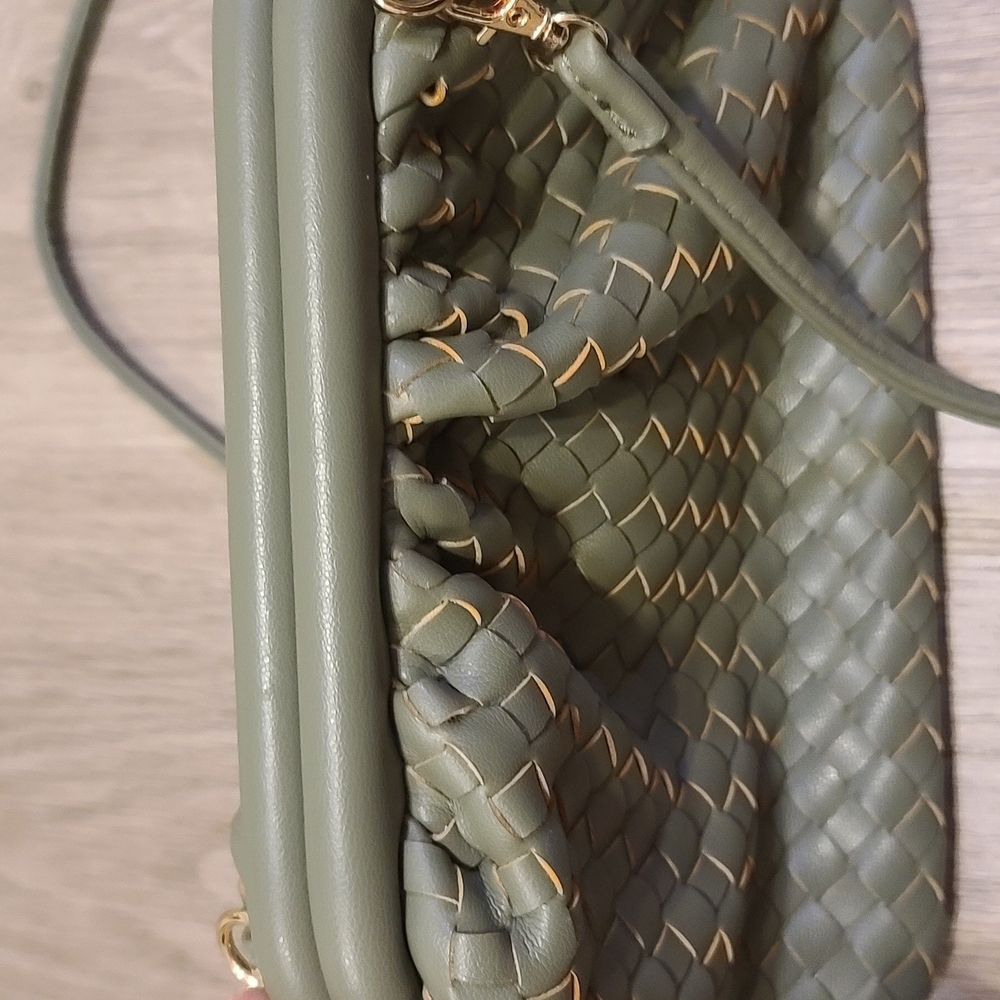 Urban Expressions Olive Woven Shoulder Bag - Picture 9 of 12